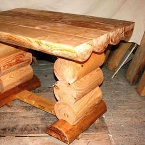 Продам новый стол из  бревна 