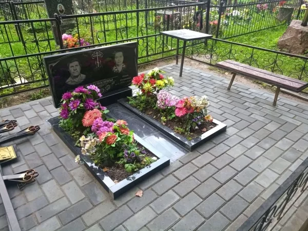 Благоустройство могил и установка памятников под ключ Полоцк и рн